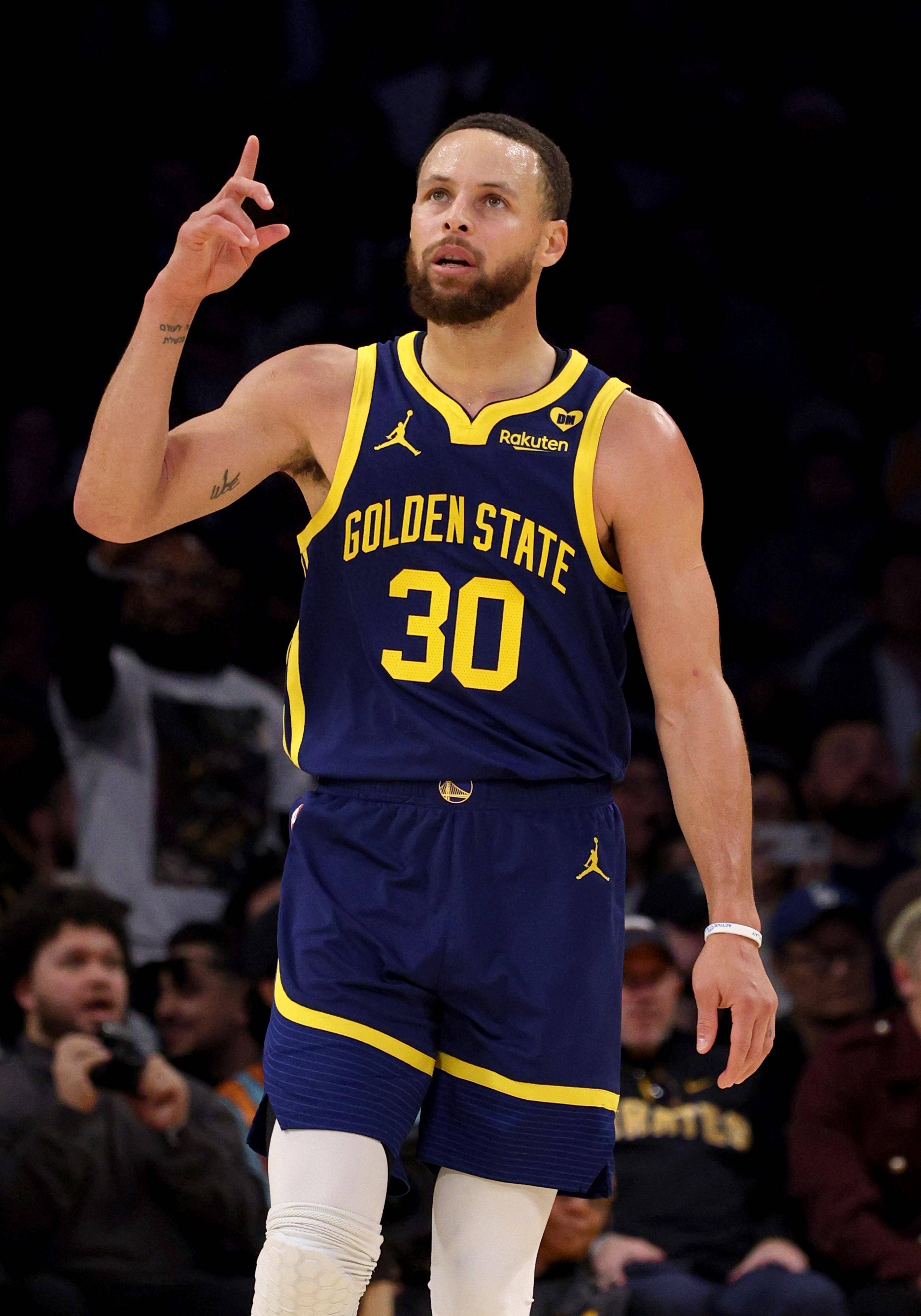 新闻采访中 新闻采访中