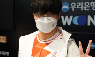 片诠释了这 片诠释了这