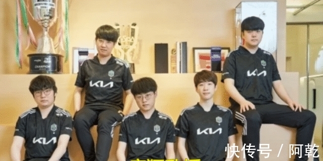 在经历一段 在经历一段