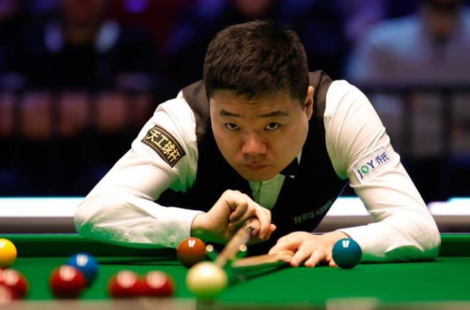 即便面对密 即便面对密