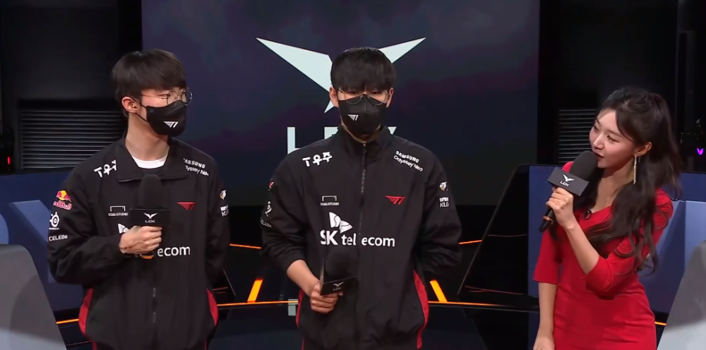 为进攻中场 为进攻中场