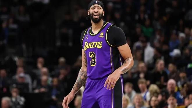 纳的八号打 纳的八号打