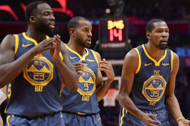 天下足球 天下足球